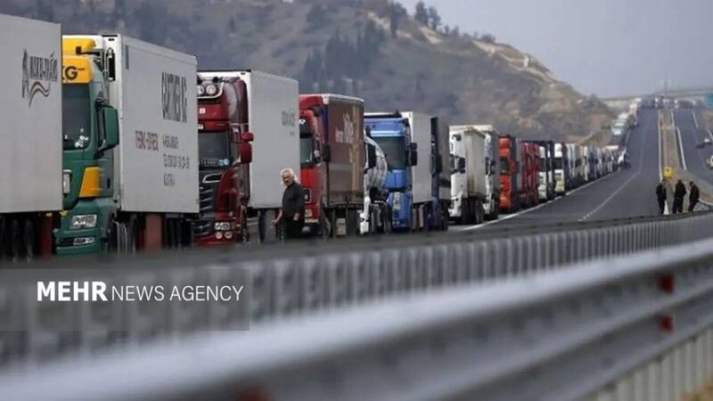 معطلی ۲ روزه کامیون‌ها پشت مرز دوغارون