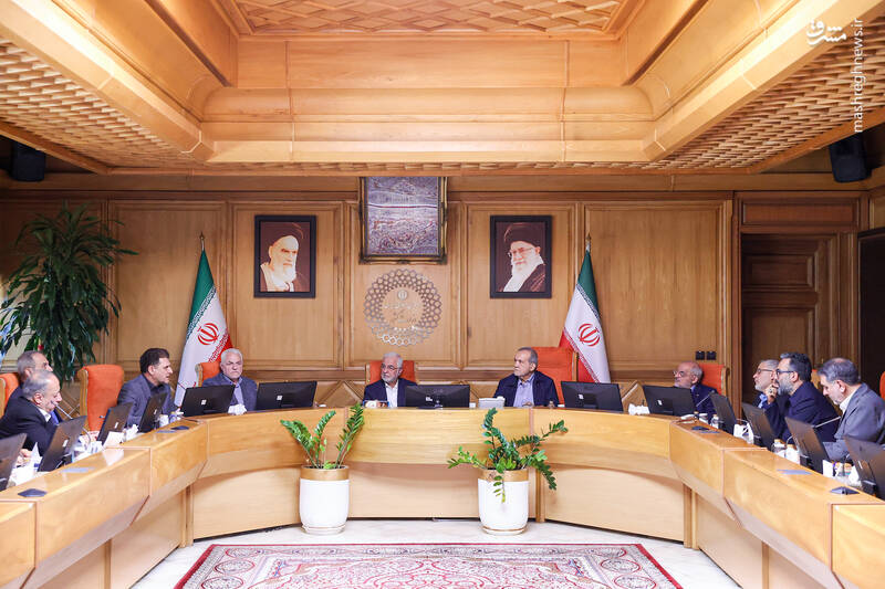 عکس/ حضور رئیس جمهور در جلسه شورای معاونین وزارت کشور