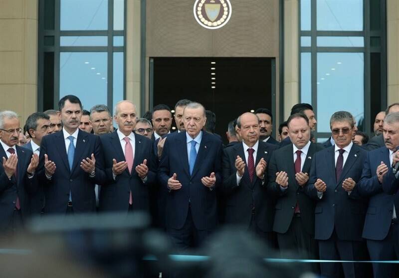 انتقاد از هزینه‌های بالای اردوغان در قبرس شمالی