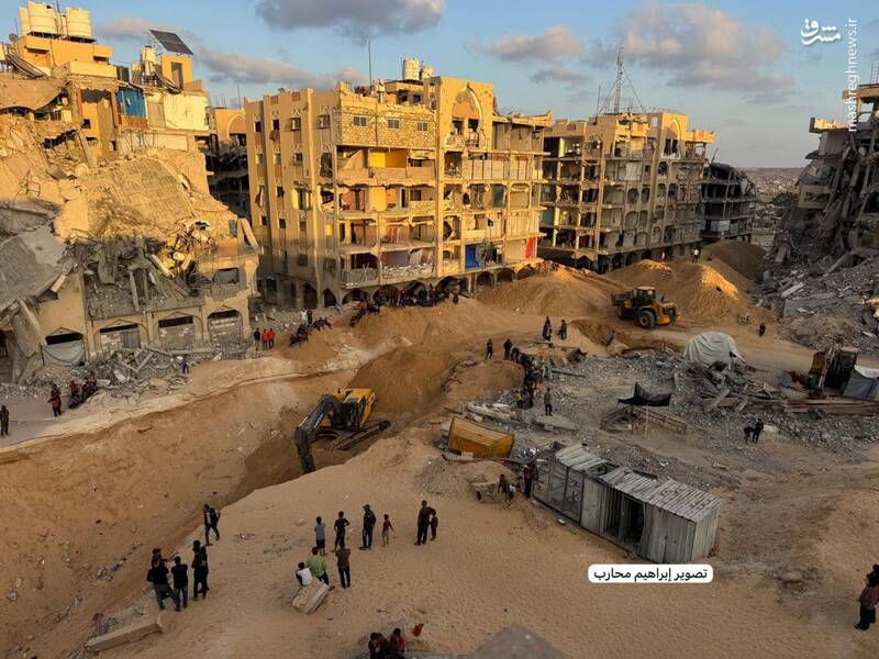 تصاویری از عملیات حفاری در شهر حمد در شمال خان‌یونس