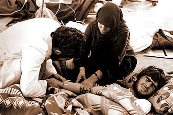 درمان شجاعانه تن رنجور رزمندگان در خط مقدم جبهه