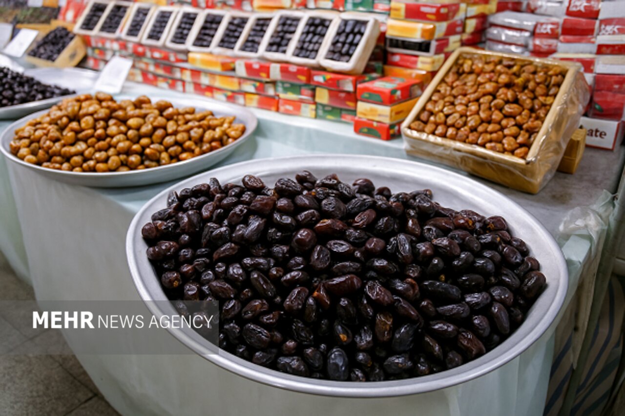 تکمیل زنجیره ارزش؛ کلید صادرات ۷۵ میلیون دلاری خرمای کلوته است