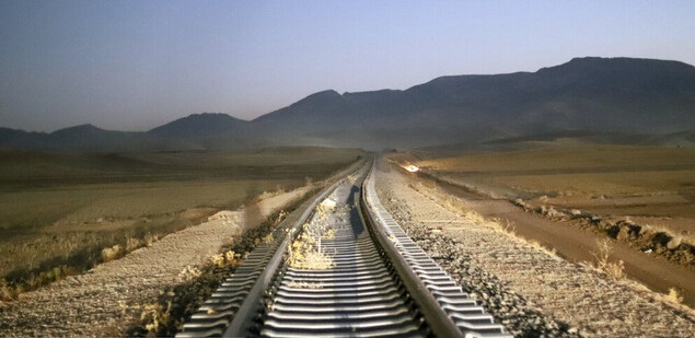 آغاز مطالعات فنی میانبر ریلی مهریز – باغین کرمان