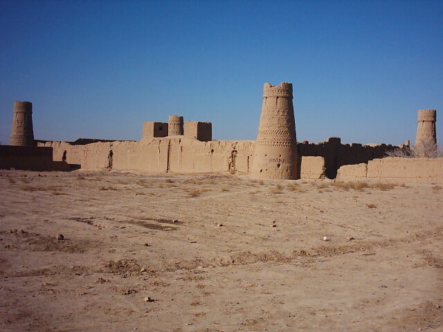 آغاز مرمت عمارت برج یزدان‌آباد شهرستان زرند  | اخبار کرمان و شهرستان ها