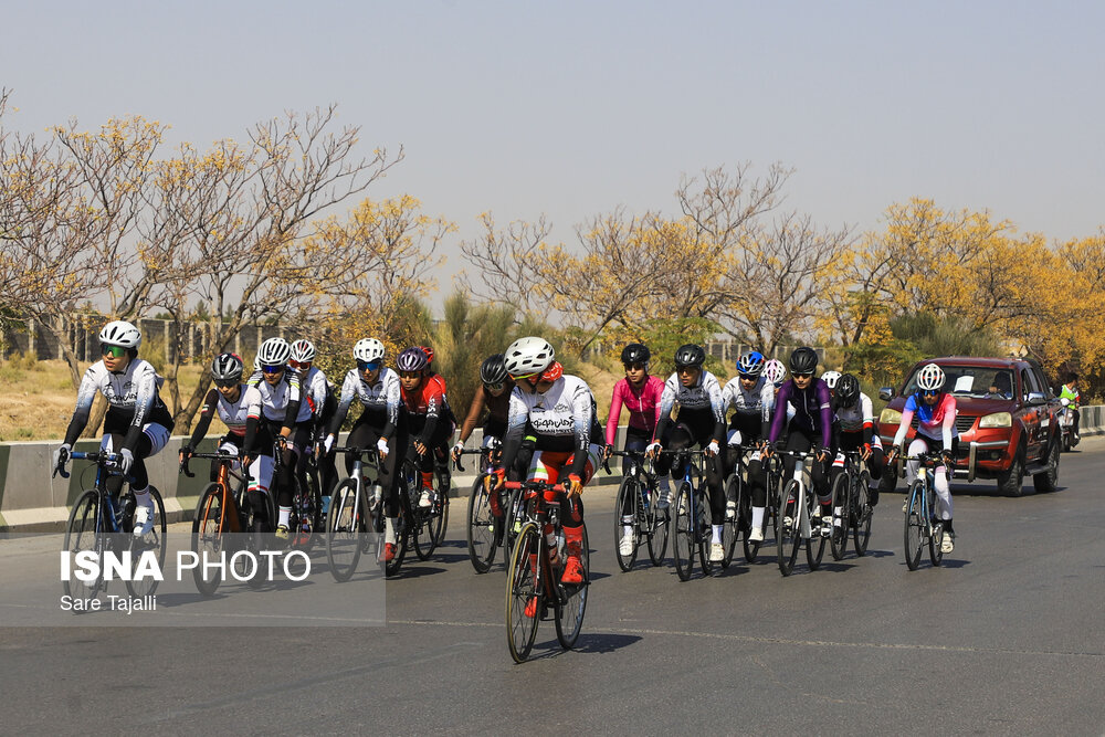 برگزاری لیگ برتر دوچرخه‌سواری بانوان کشور در کرمان با حضور ۵۰ ورزشکار | اخبار کرمان و شهرستان ها