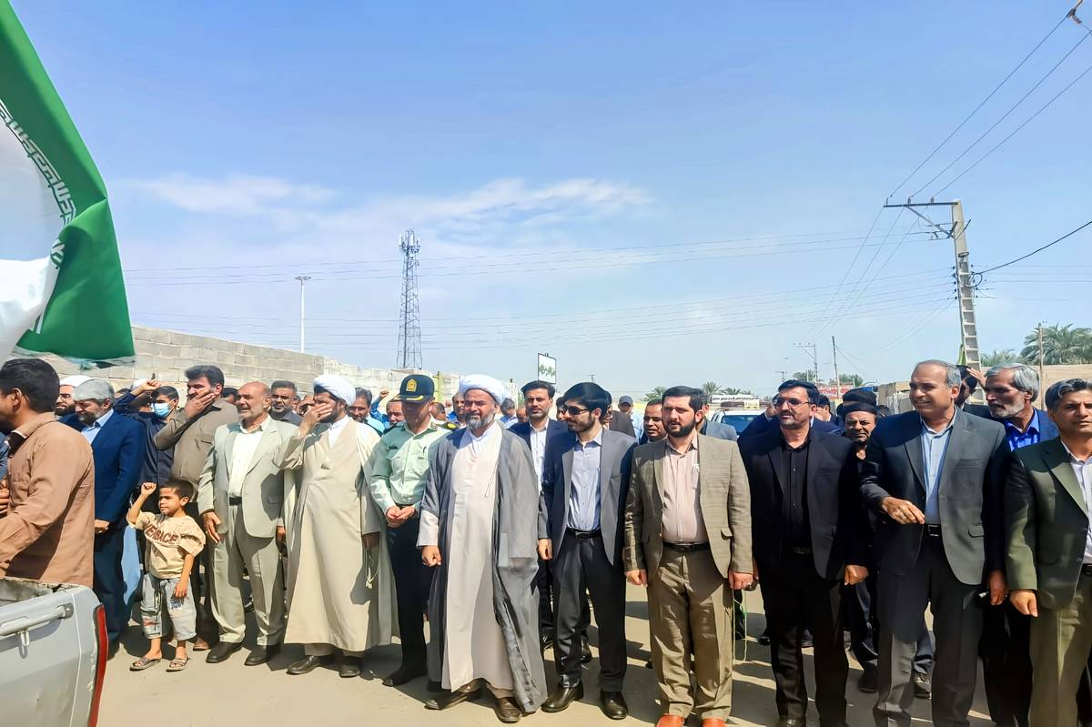 راهپیمایی باشکوه «بشارت نصر» در حمایت از مردم غزه در عنبرآباد