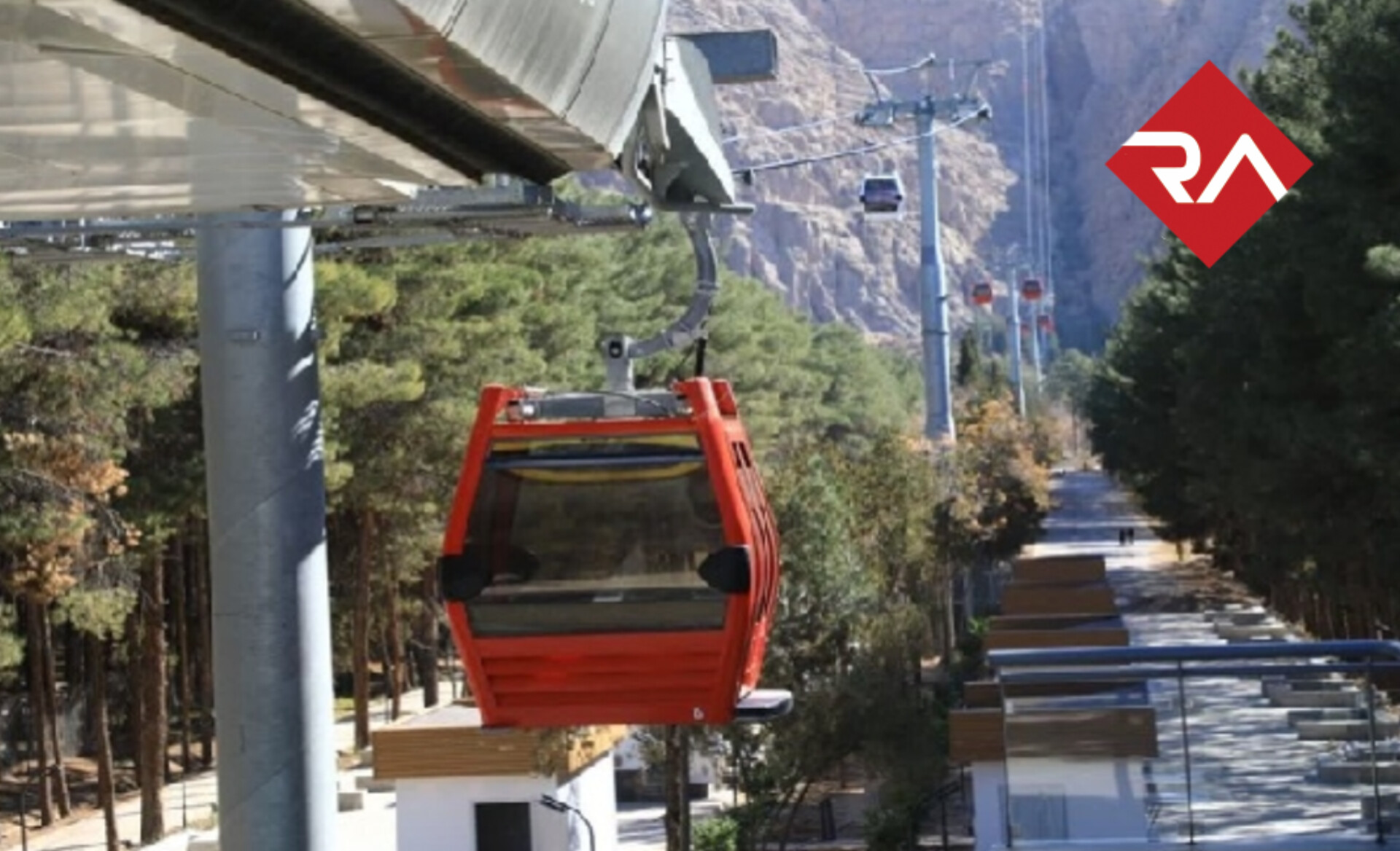 تله‌کابین کرمان؛ زیر سایه گرانی و حاشیه‌های فرهنگی