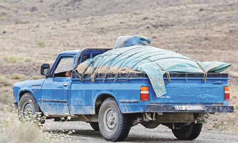 ائمه جمعه جنوب کرمان: جاده‌های مرگ را امن کنید؛ با باندهای قاچاق برخورد قاطع شود