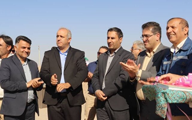 کلنگ‌زنی خط لوله فرآورده نفت‌گاز نیروگاه سمنگان سیرجان | خبر کرمان