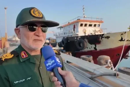 توقیف گازوئیل قاچاق کشتی سوازیلندی در خلیج فارس به دست سپاه