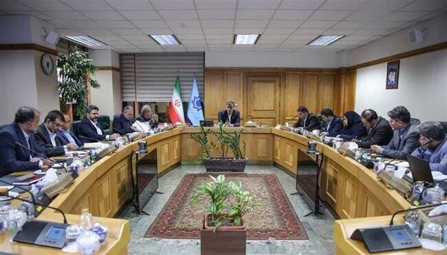 نحوه فروش سهام سهامداران بانک آینده در دستور کار هیات گزیر