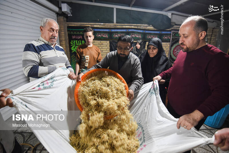 عکس/ سنت خانگی نذر سمنوپزان در سمنان