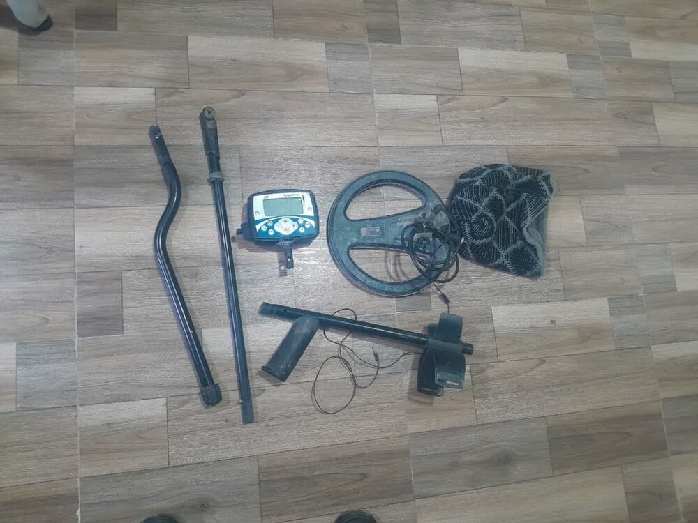 کشف و ضبط ۲ دستگاه فلزیاب در کرمان | اخبار کرمان و شهرستان ها