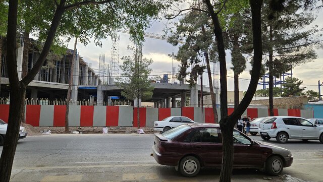 نگرانی در کرمان؛ این سازه‌ها چرا بالا آمده‌اند؟ + عکس