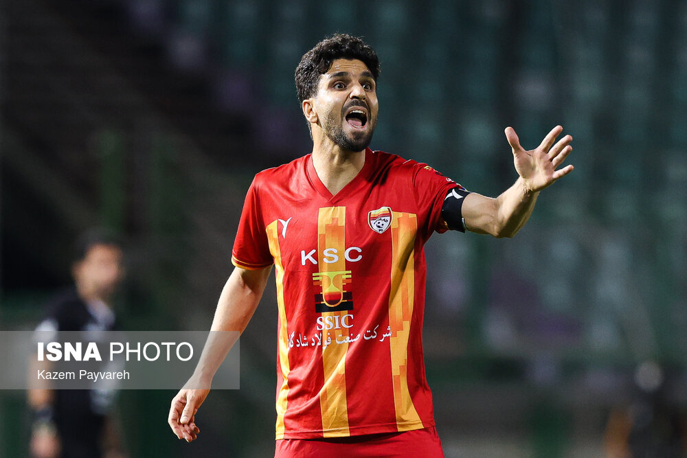 صعود فولاد با هت‌تریک کاپیتان انصاری/ حذف ذوب آهن به دست چادرملو | اخبار کرمان و شهرستان ها