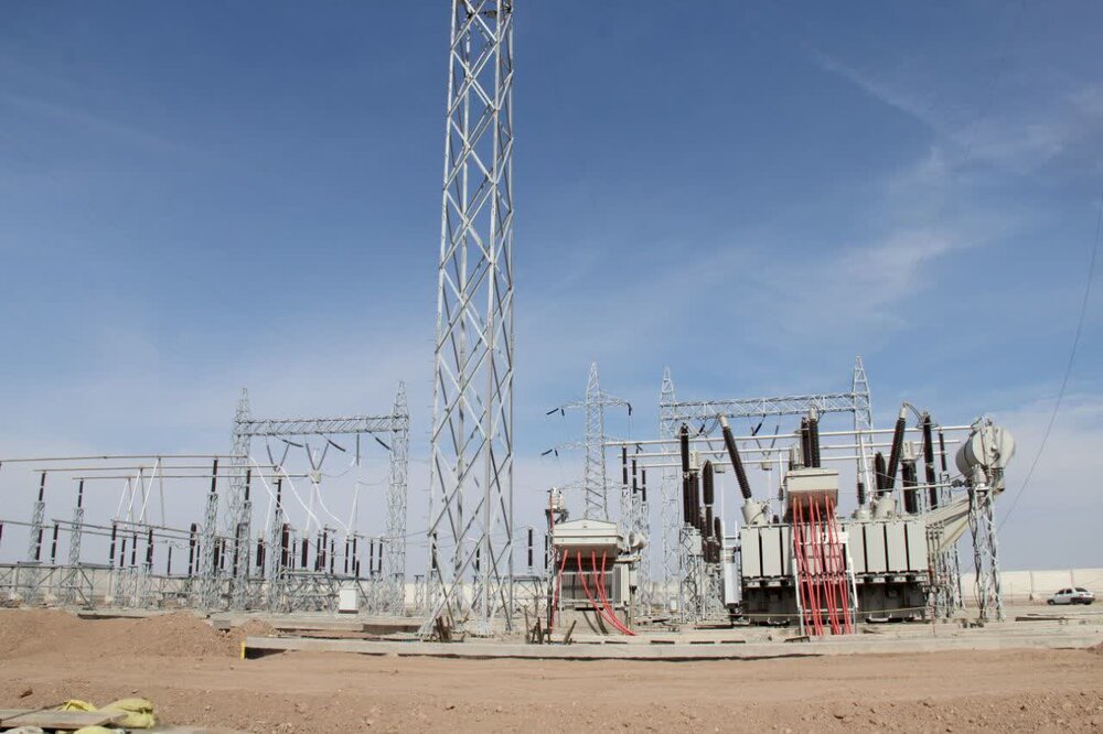 بهره‌برداری از ۶ پروژه برق کرمان با اعتبار ۱۰۱۰ میلیارد تومان در سفر وزیر نیرو | اخبار کرمان و شهرستان ها