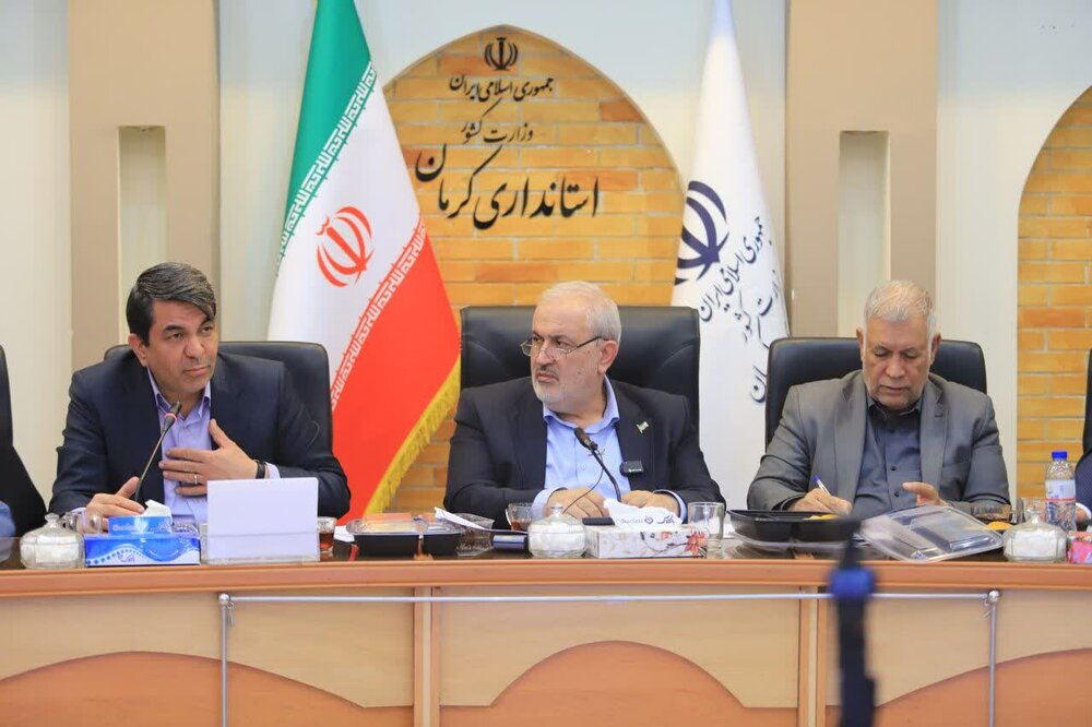 بدقولی صنایع کرمان در تأمین اعتبار خط انتقال آب / امید به کاهش خاموشی در تابستان آینده | اخبار کرمان و شهرستان ها