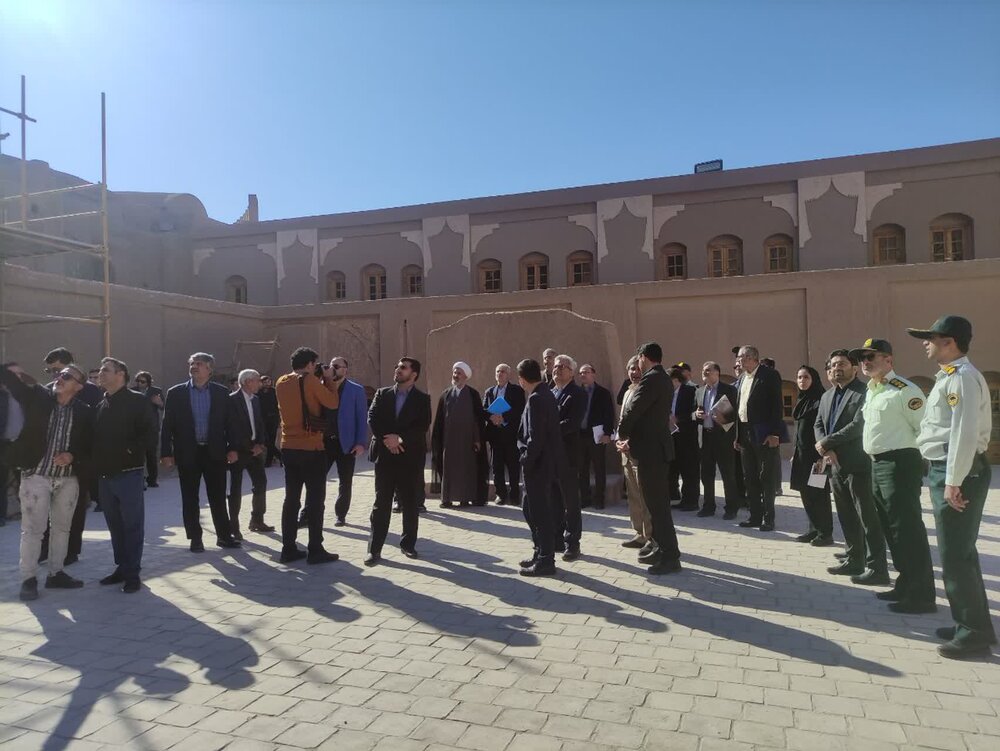 مشکلات شرق کرمان در کمیسیون اصل ۹۰ مجلس پیگیری می‌شود/ تأکید بر اهمیت جاده استراتژیک محمدآباد-ریگان | اخبار کرمان و شهرستان ها