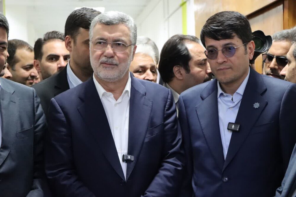 بازدید وزیر بهداشت از دانشکده پرستاری ثبت‌ملی‌شده کرمان/ بررسی طرح تبدیل بنا به مرکز فرهنگی ـ سلامت | اخبار کرمان و شهرستان ها