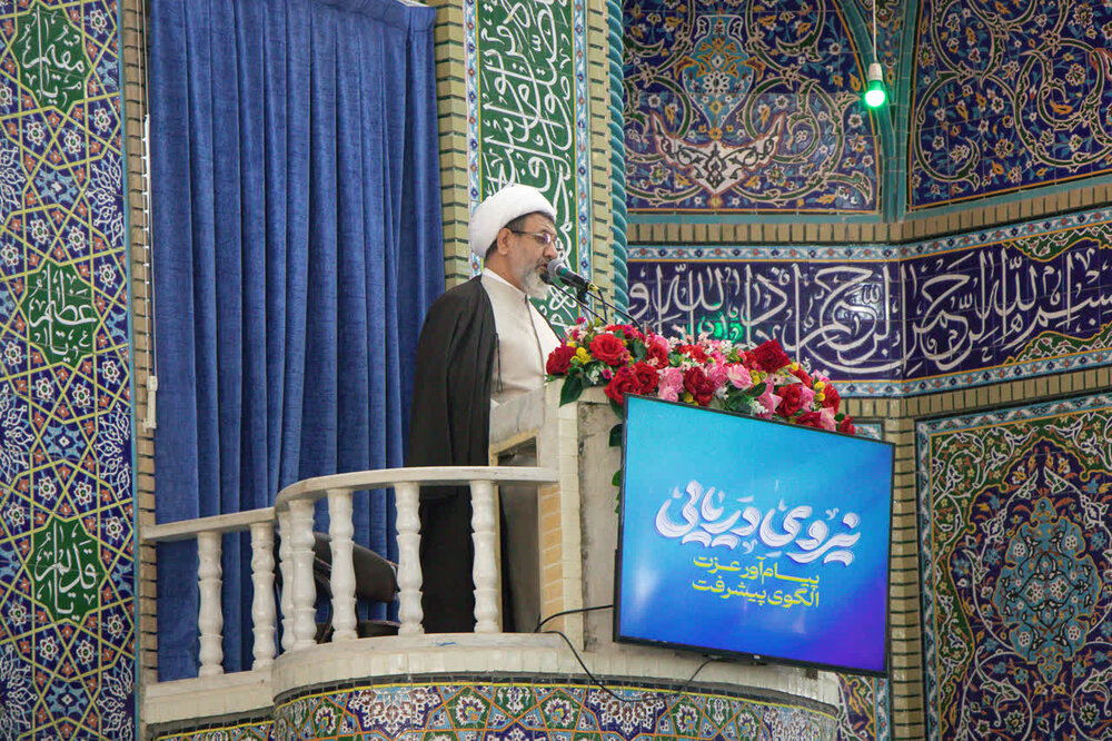 امام جمعه کرمان: اختلاف سیاسی نباید منجر به نزاع شود/ همه پای مصالح کشور بایستیم | اخبار کرمان و شهرستان ها