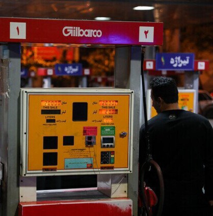 ۶۰ لیتر سهمیه بنزین امشب شارژ می‌شود