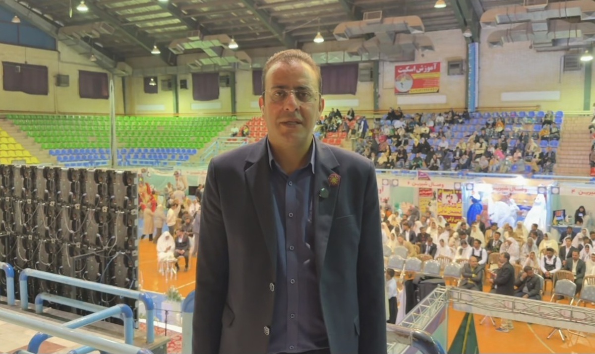 معاون جوانان اداره کل ورزش و جوانان استان کرمان: جشن ازدواج ۱۰۰ زوج جوان را همزمان با جشنواره آیین‌های سنتی برگزار کردیم + فیلم