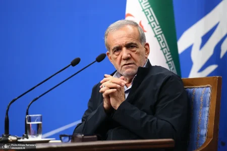 روزنامه جوان: دولت اگر دلیل گرانی ها را نگوید، می گویند کار خودشان است تا نظام تحت فشار مذاکره کند