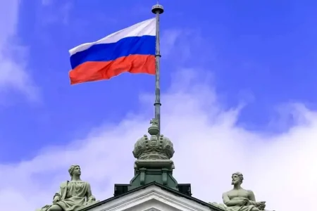 بیانیه وزارت خارجه روسیه در بدو ورود عراقچی به مسکو