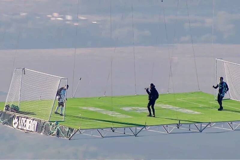 شادی رونالدویی در ارتفاع ۱۸۰۰ متری؛ رکورد جهانی فوتبال در ارتفاع شکست +فیلم