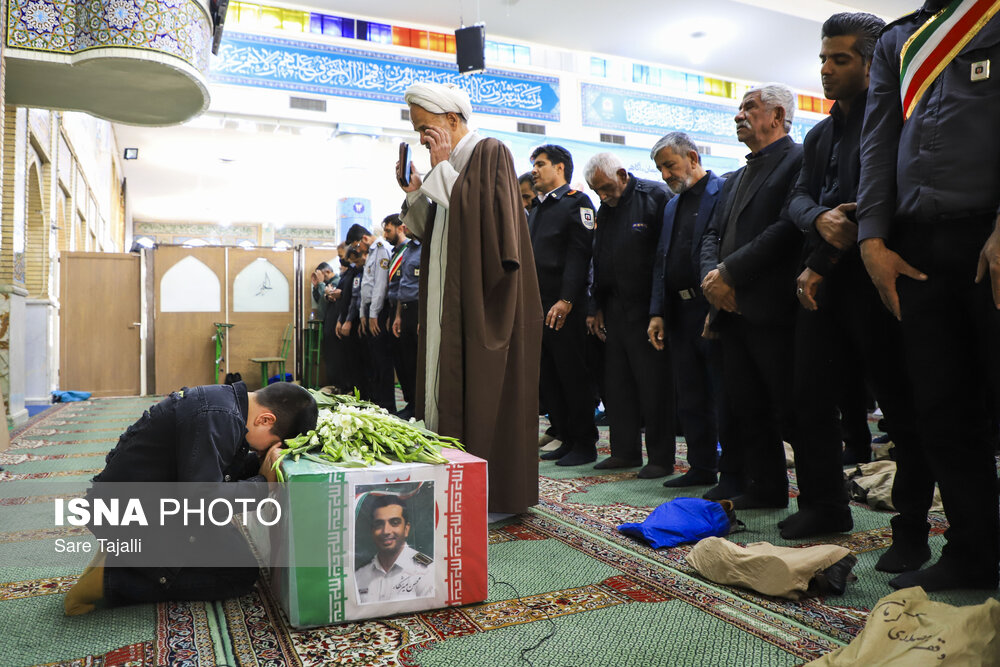 تشییع پیکر مطهر آتش‌نشان فداکار «محسن میرشکار» – کرمان | اخبار کرمان و شهرستان ها