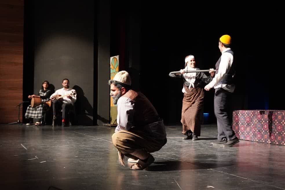 اجرای نمایش‌های صحنه‌ای جشنواره تئاتر در چهار نقطه شهر کرمان | اخبار کرمان و شهرستان ها