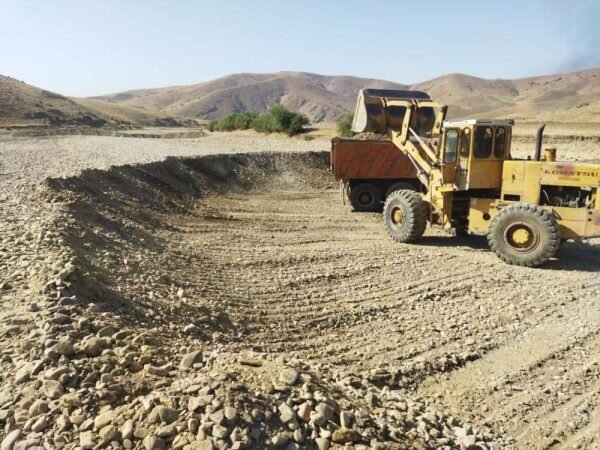 تخریب خاموش طبیعت با برداشت خاک در یزدانشهر ناکام ماند | اخبار کرمان و شهرستان ها