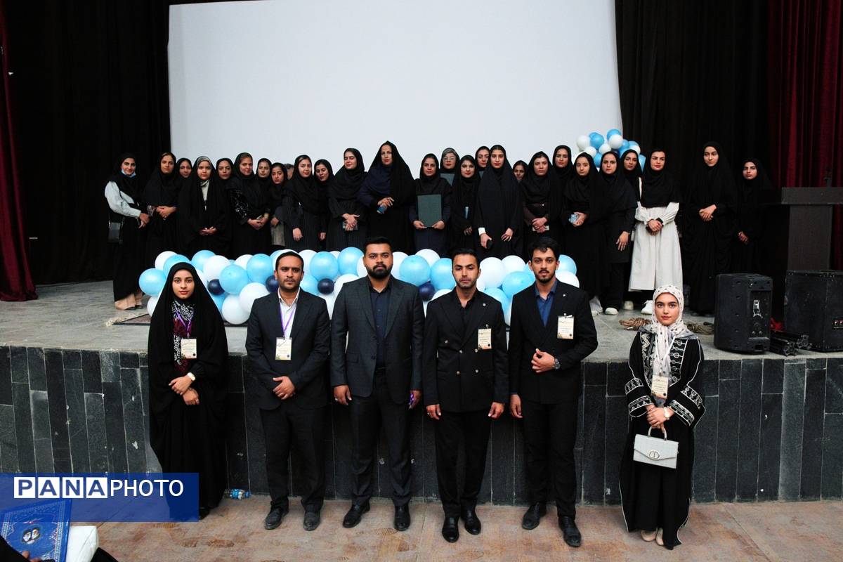 دانشجو؛ پرچم‌دار امید، آگاهی و حرکت به سوی پیشرفت