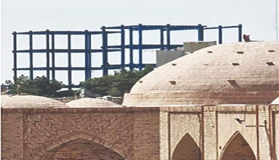 آخرین وضعیت ساختمان ۶ طبقه پرحاشیه کرمان | اخبار استان کرمان