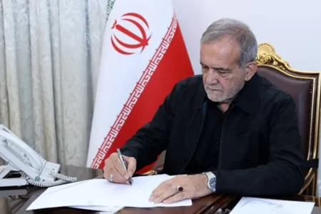 ماموریت رئیس‌جمهور به وزیر علوم برای بررسی زمینه‌های بروز اعتراضات