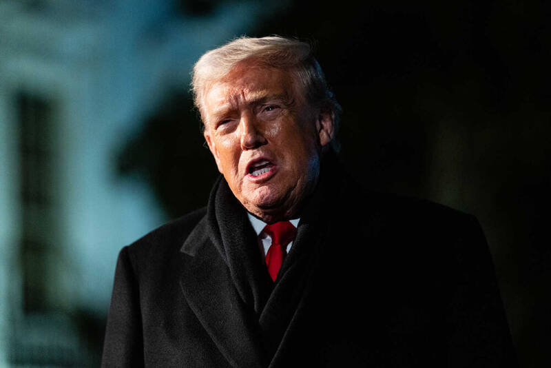 ضدونقیض ترامپ در باب ناآرامی‌های ایران، هدف آمریکا چیست؟