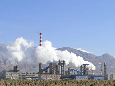 پرونده آلایندگی فولاد زرند همچنان باز است؛ دادستان: راهکار عملی برای کاهش کامل آلودگی ارائه شود