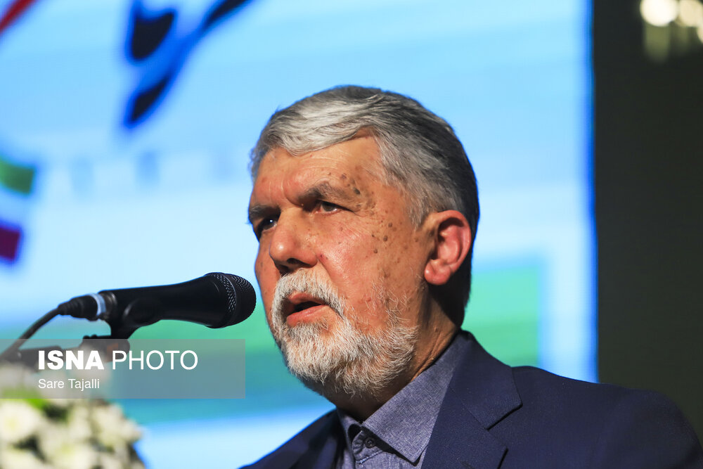 سیدعباس صالحی: دشمن در محاسبات خود درباره هویت و خانواده ایرانی اشتباه کرد | اخبار کرمان و شهرستان ها