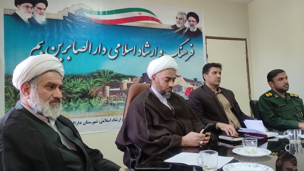 امام جمعه بم خواستار تشکیل کارگروه حمایت از خبرنگاران شد | اخبار کرمان و شهرستان ها