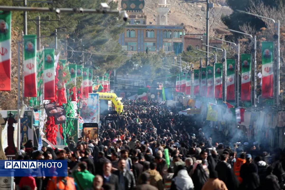 بزرگترین بدرقه تاریخ در ششمین سالگرد