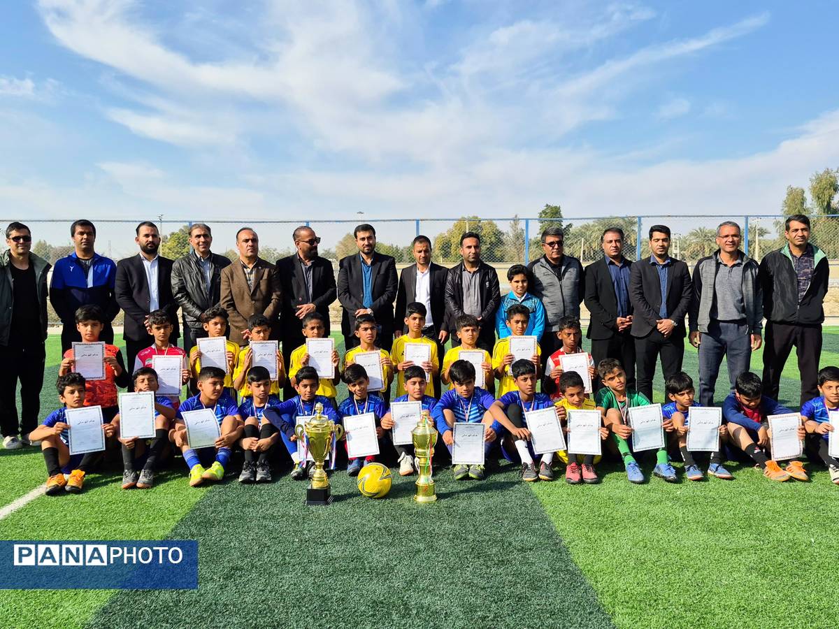 عنبرآباد میزبان فینال مسابقات مینی فوتبال