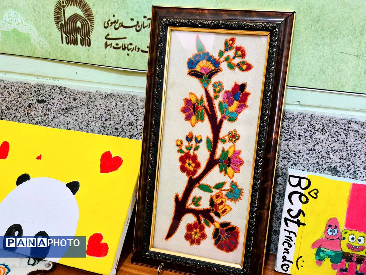 رویداد کارآفرینی دانش‌آموزان عنبرآباد در دهه فجر