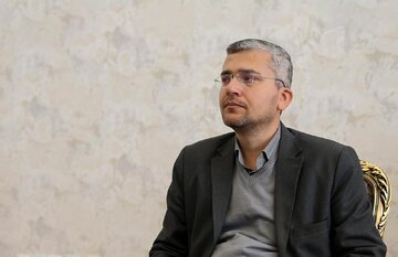 واکنش سخنگوی کمیسیون امنیت ملی به اعزام ناو هواپیمابر آمریکا به منطقه؛ دستتان درد نکند! قبلاً یک هدف برای غرق کردن داشتیم الان ۲ تا
