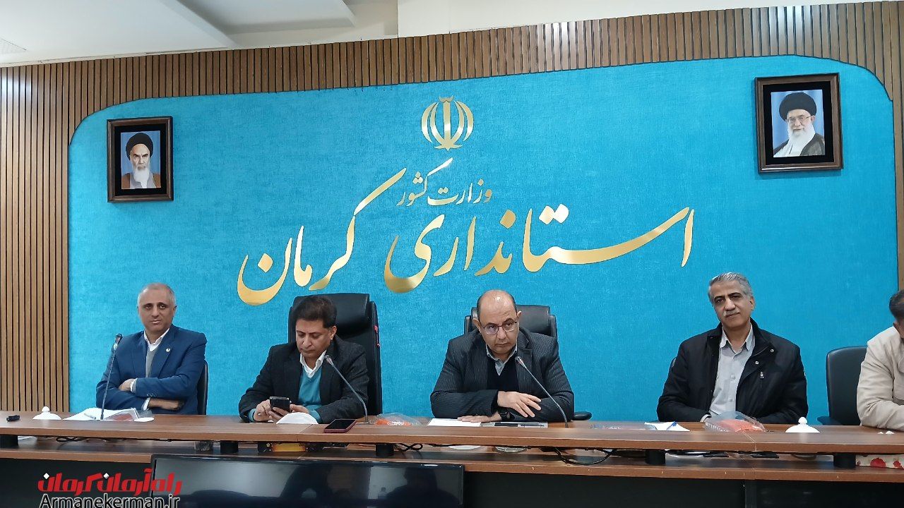 ۳۶ روستای جنوب کرمان برای اولین‌بار برق‌دار شدند