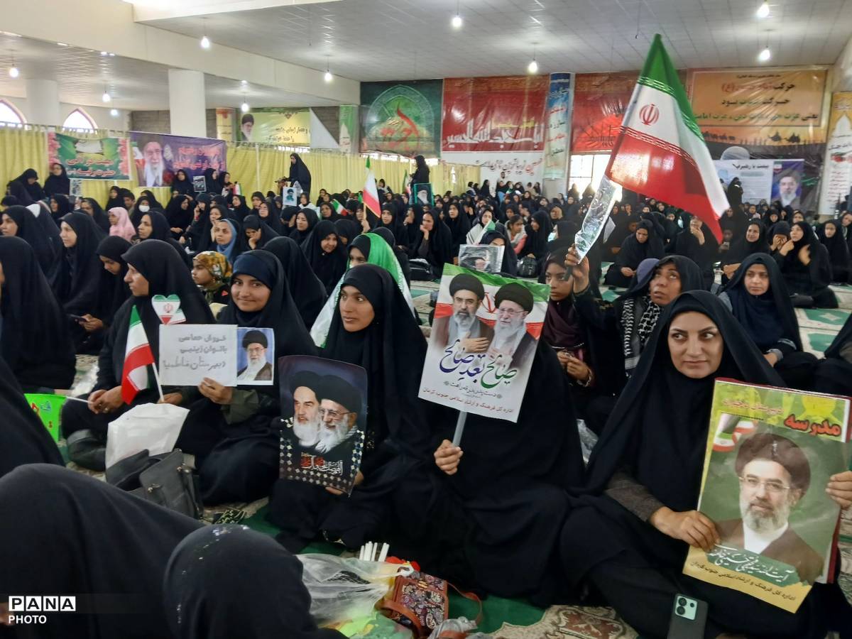 بیعت بانوان جیرفت‌زمین با رهبر انقلاب اسلامی