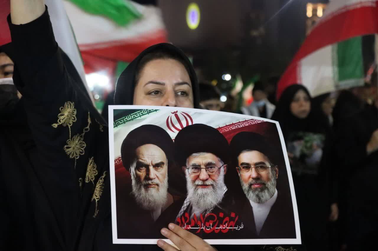 رسانه‌های کرمان؛ سپرِ ولایت، نابودگرِ دشمن + فیلم و عکس | خبر کرمان
