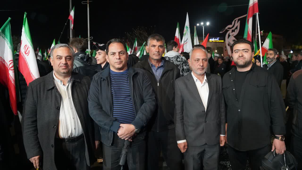 موکب «آفتاب امید» دانشگاه آزاد ارومیه؛ سنگر خدمت‌رسانی فرهنگی و اجتماعی در میدان ولایت فقیه