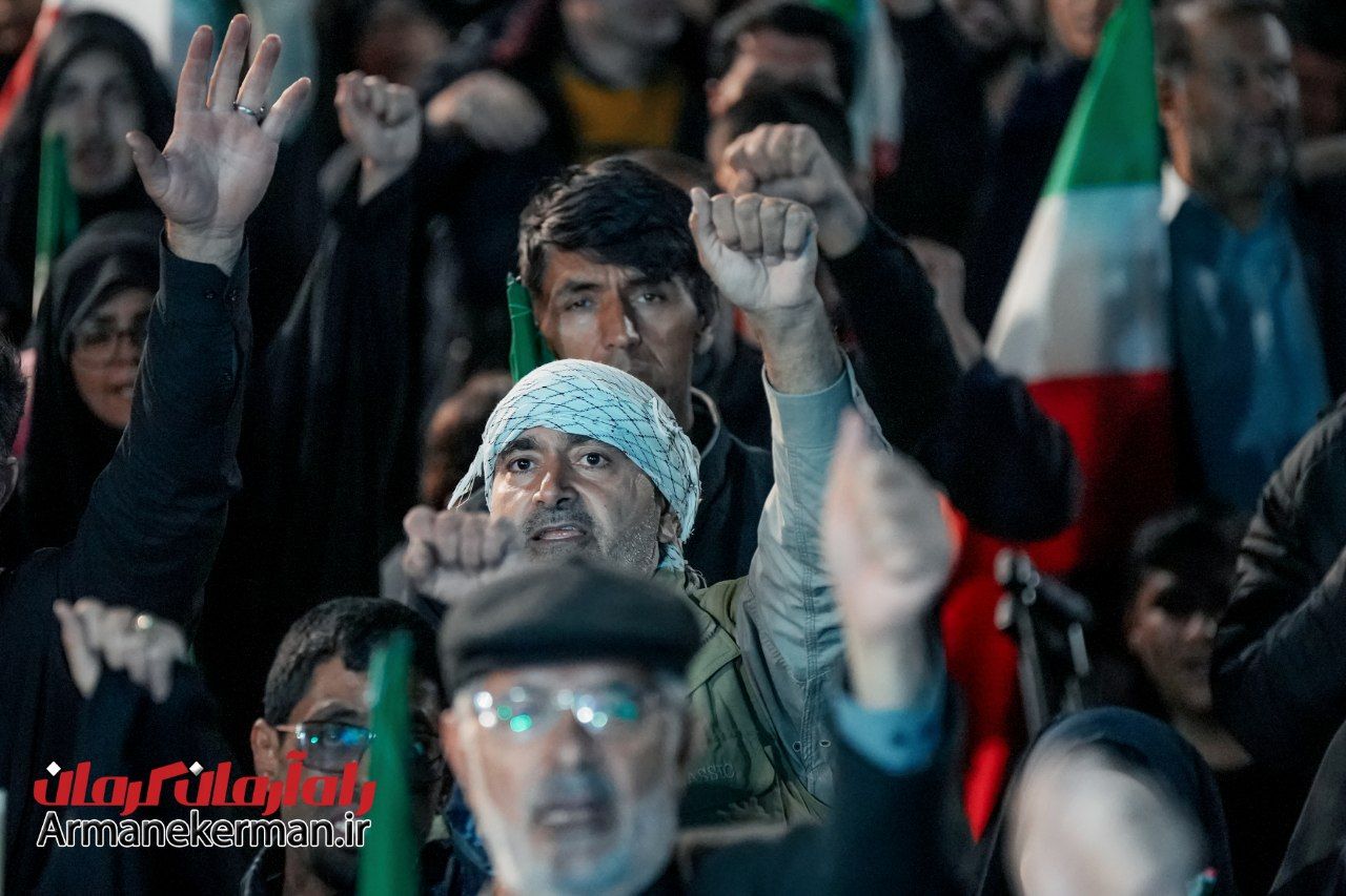 برشی از اجتماعات ولایی شبانه کرمانی‌‌ها | اخبار استان کرمان