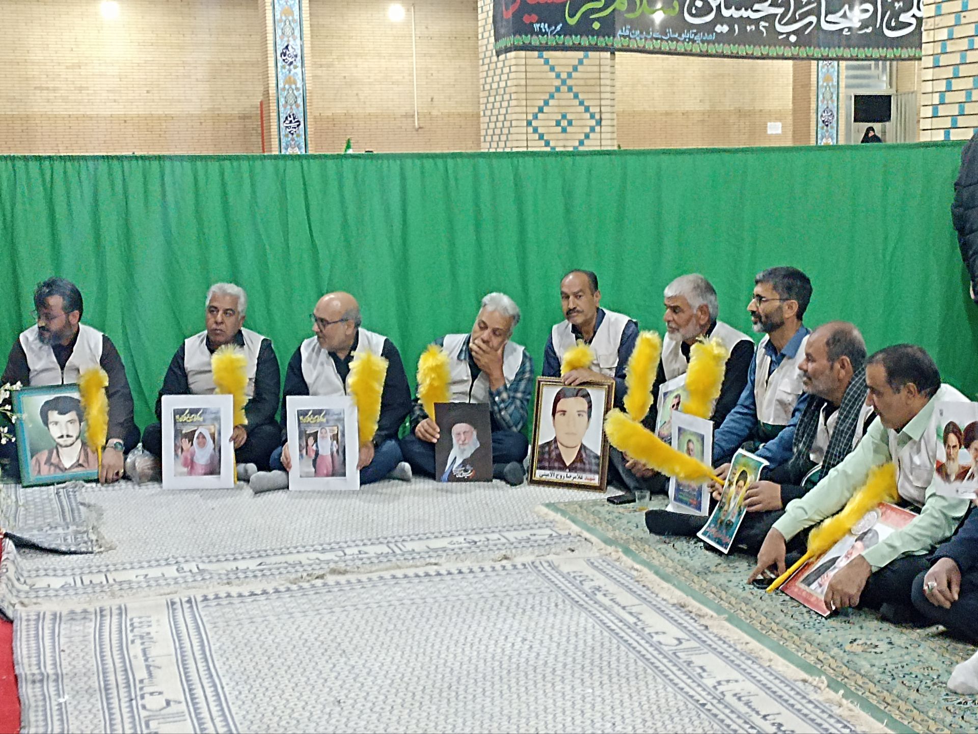 حضور خادمیاران و تبرک‌جویی به پرچم رضوی | اخبار استان کرمان