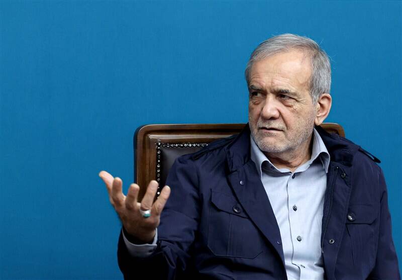 تأکید پزشکیان بر استفاده از همسایگان برای توسعه حمل‌ونقل